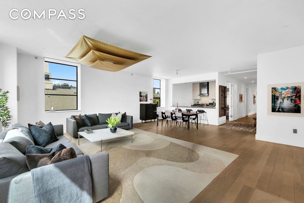 267 W 124th St Apt 6A, New York City, NY 10027