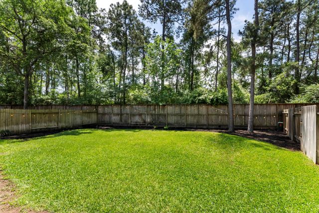 114 W Twinvale Loop, Conroe, TX 77384