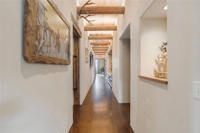 86 Droege Road, Santa Fe, NM 87508