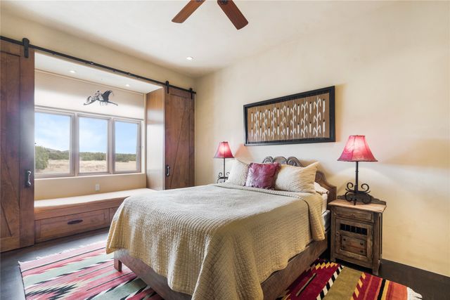 86 Droege Road, Santa Fe, NM 87508