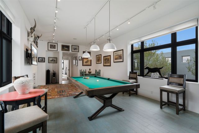 86 Droege Road, Santa Fe, NM 87508