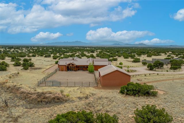 86 Droege Road, Santa Fe, NM 87508