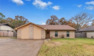 3014 Normand Drive, College Station, TX 77845