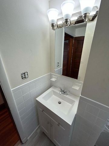 21 Glendale 3, Everett, MA 02149
