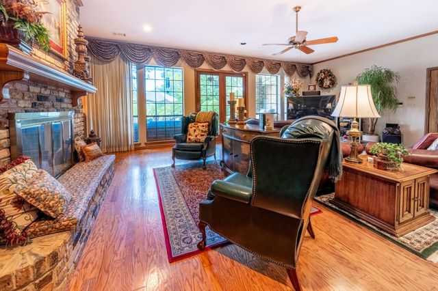 3316 S Country Club Road, Garland, TX 75043