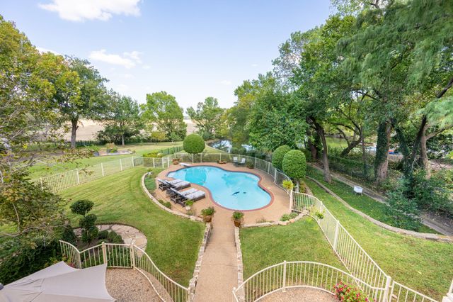 3316 S Country Club Road, Garland, TX 75043