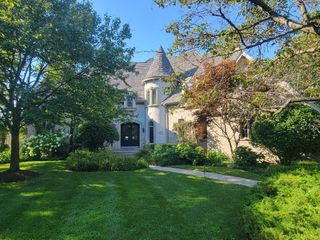 648 Long Cove Court, Riverwoods, IL 60015
