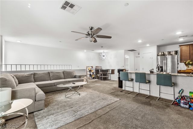 4525 Woolcomber Street, Las Vegas, NV 89115