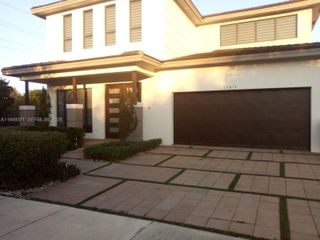 13615 SW 158th Pl, Miami, FL 33196
