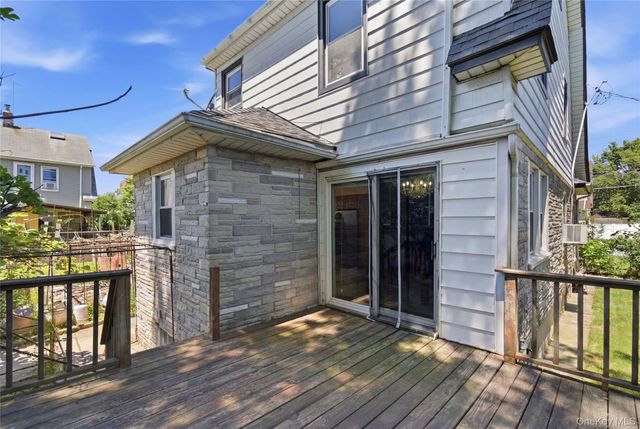 22412 92nd Avenue, Queens Village, NY 11428
