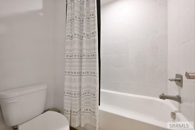 3528 N Elim Lane, Iona, ID 83427