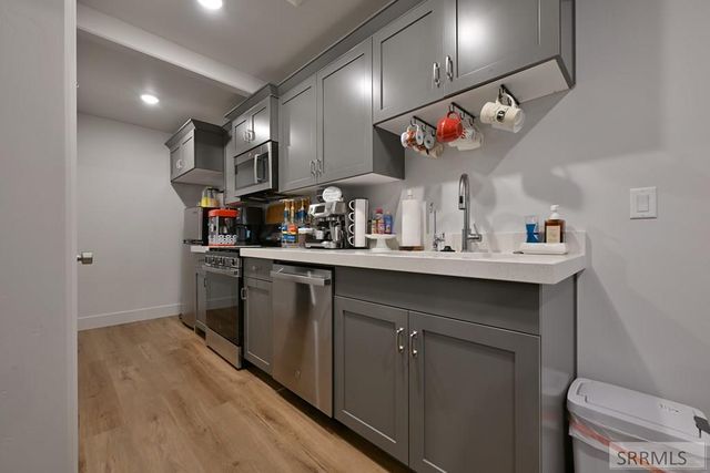 3528 N Elim Lane, Iona, ID 83427