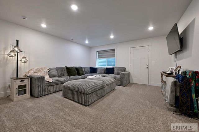 3528 N Elim Lane, Iona, ID 83427