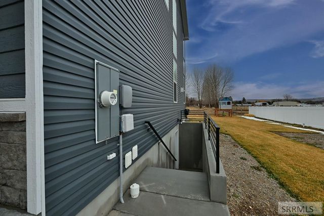 3528 N Elim Lane, Iona, ID 83427