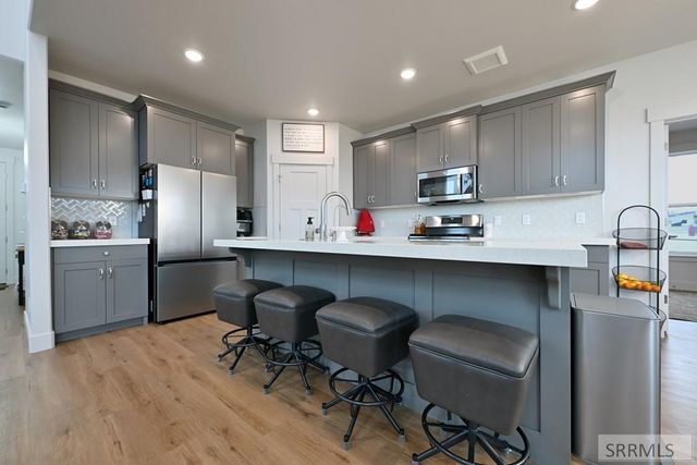 3528 N Elim Lane, Iona, ID 83427