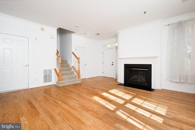 8975 HARROVER PL #75A, Lorton, VA 22079