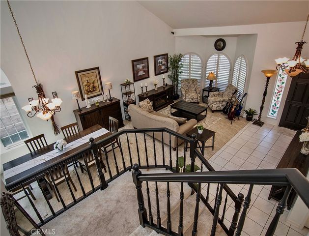 28830 Shadow Valley, Saugus, CA 91390