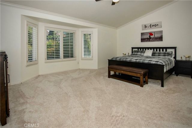 28830 Shadow Valley, Saugus, CA 91390