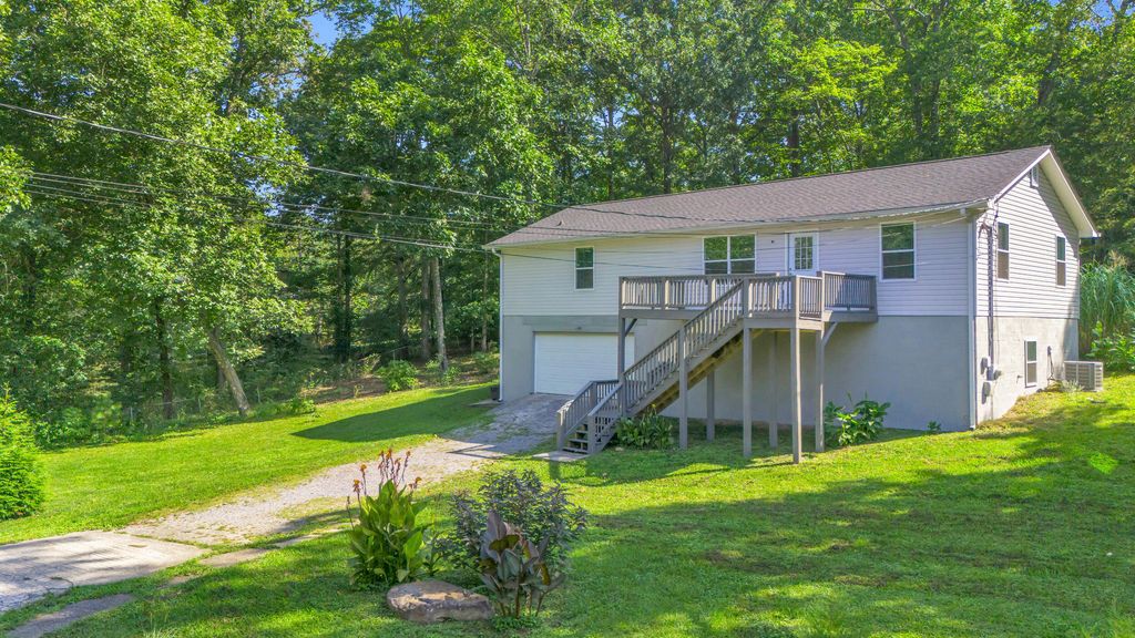 1713 Timesville Road, Signal Mountain, TN 37377