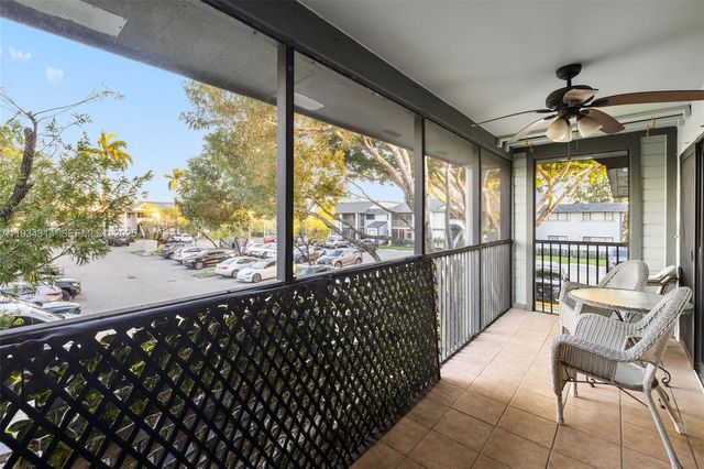 20741 NE 4th Ct 207, Miami, FL 33179