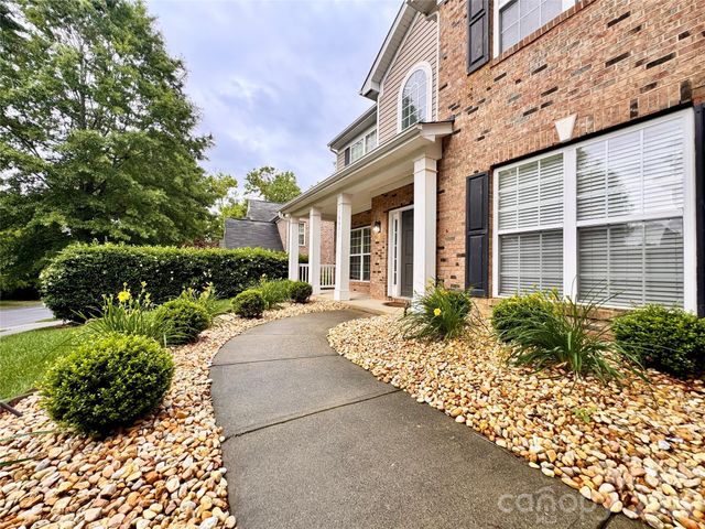 10031 Glenburn Lane, Charlotte, NC 28278