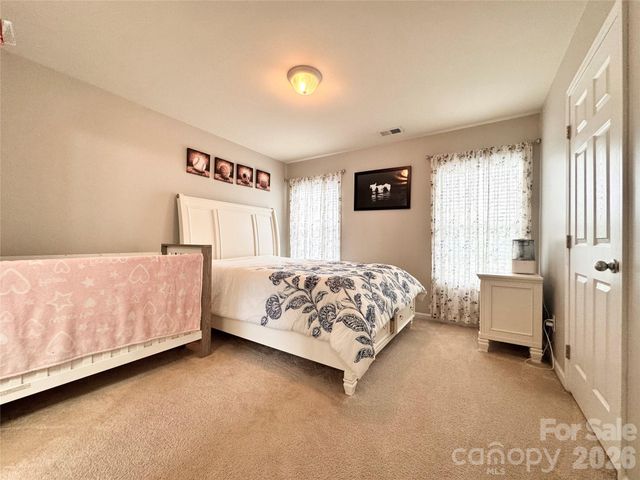 10031 Glenburn Lane, Charlotte, NC 28278