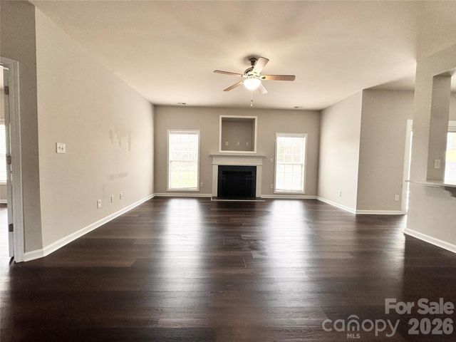 10031 Glenburn Lane, Charlotte, NC 28278