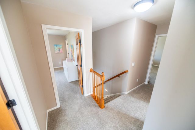 706 9th Ave NW, Byron, MN 55920