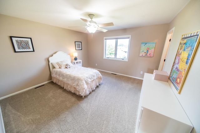 706 9th Ave NW, Byron, MN 55920