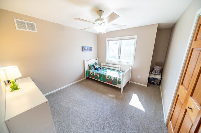 706 9th Ave NW, Byron, MN 55920