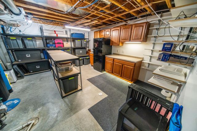 706 9th Ave NW, Byron, MN 55920