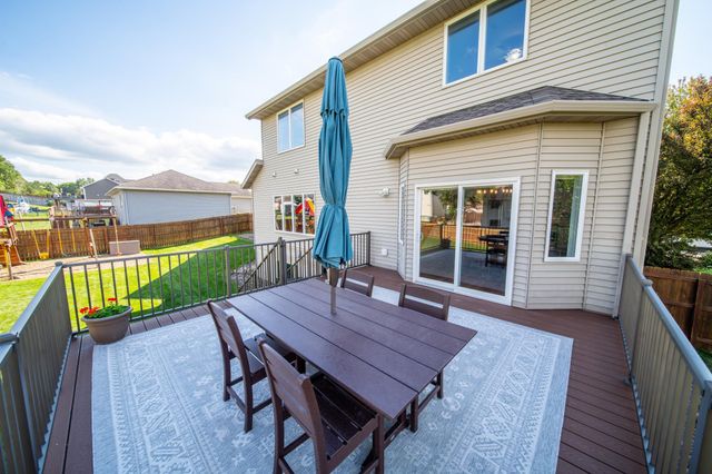 706 9th Ave NW, Byron, MN 55920