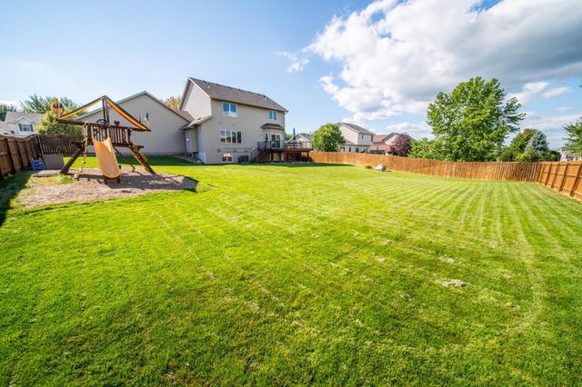 706 9th Ave NW, Byron, MN 55920