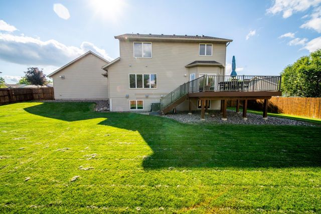 706 9th Ave NW, Byron, MN 55920