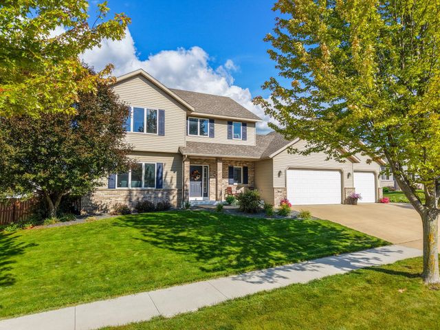 706 9th Ave NW, Byron, MN 55920