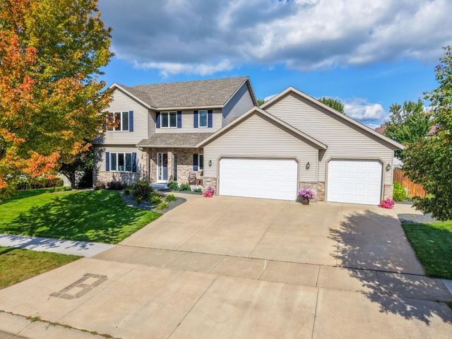706 9th Ave NW, Byron, MN 55920