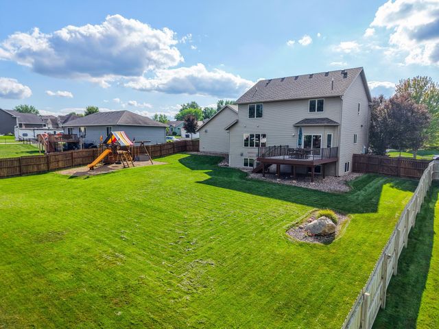 706 9th Ave NW, Byron, MN 55920