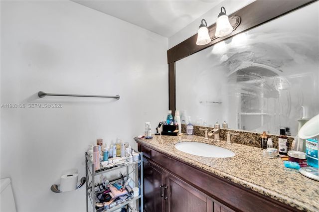 919 Hillcrest Dr 704, Hollywood, FL 33021