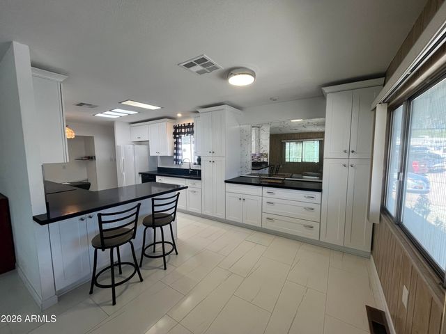 10960 N 67TH Avenue 202, Glendale, AZ 85304