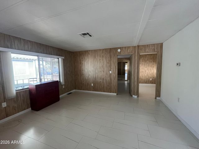 10960 N 67TH Avenue 202, Glendale, AZ 85304