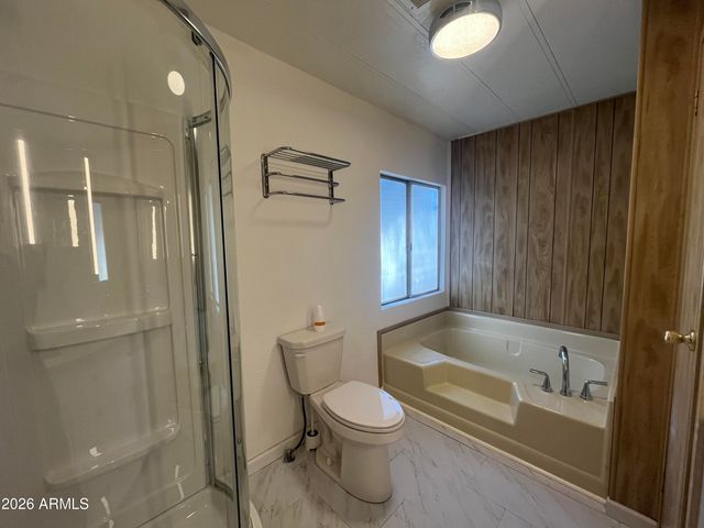 10960 N 67TH Avenue 202, Glendale, AZ 85304