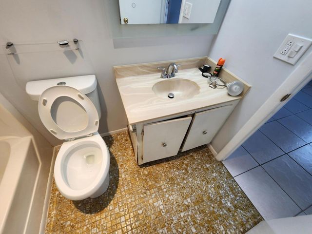 314 Lake Dora Drive, West Palm Beach, FL 33411