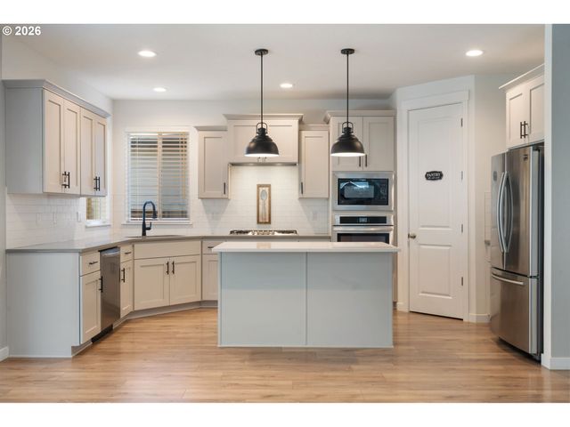 17739 Sw LOCKWOOD Ct, Sherwood, OR 97140