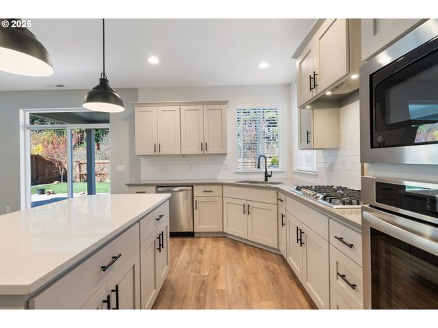 17739 Sw LOCKWOOD Ct, Sherwood, OR 97140