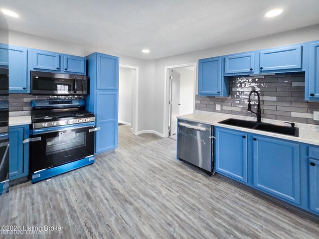 5500 Euclid Ave, Louisville, KY 40272