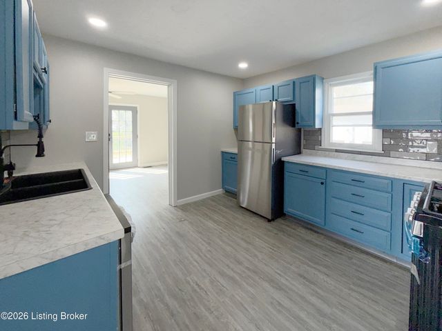 5500 Euclid Ave, Louisville, KY 40272