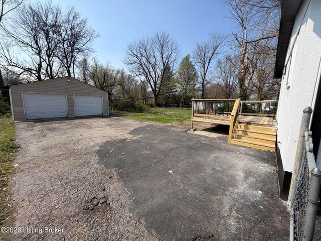 5500 Euclid Ave, Louisville, KY 40272