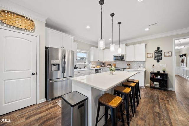 266 Highland Rhodes Drive, Clayton, NC 27520