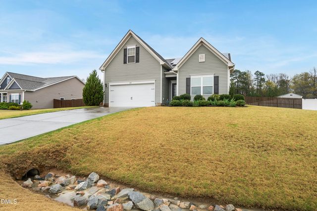 266 Highland Rhodes Drive, Clayton, NC 27520