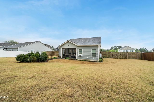 266 Highland Rhodes Drive, Clayton, NC 27520